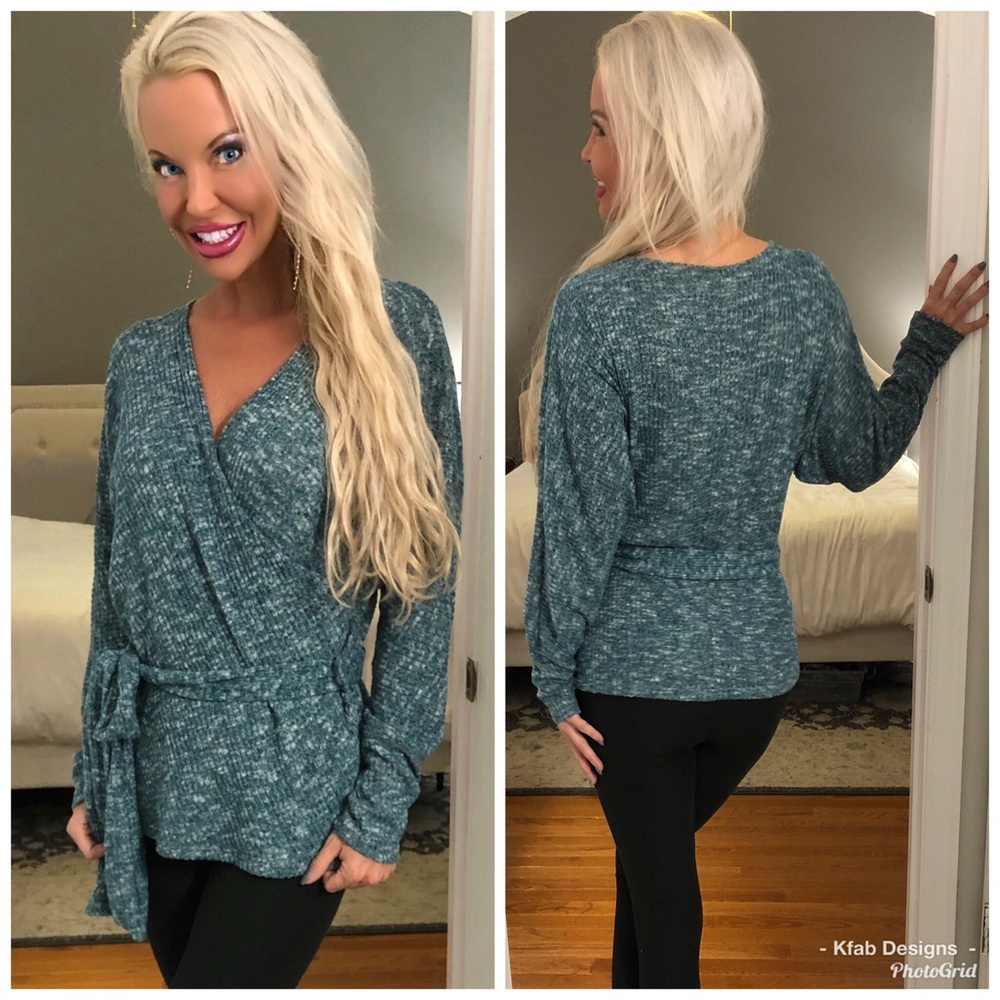 🛍LAST 1! Dolman Front Tie Soft Sweater Top - Picture 3 of 6